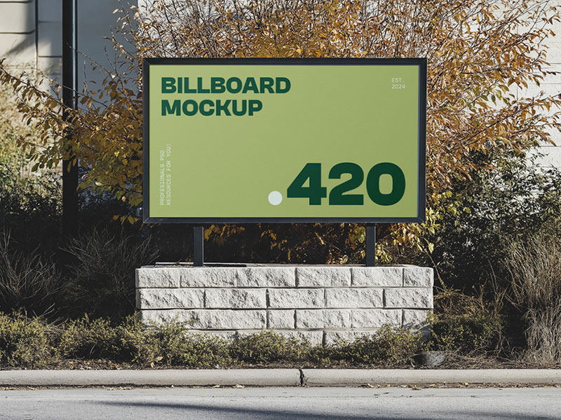 Free Small Billboard Mockup